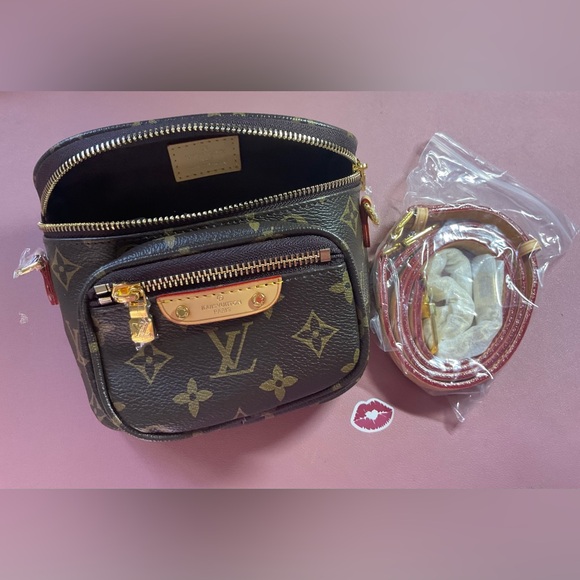 Brand New Brown Monogram Bum Bag ✨ - Picture 8 of 9